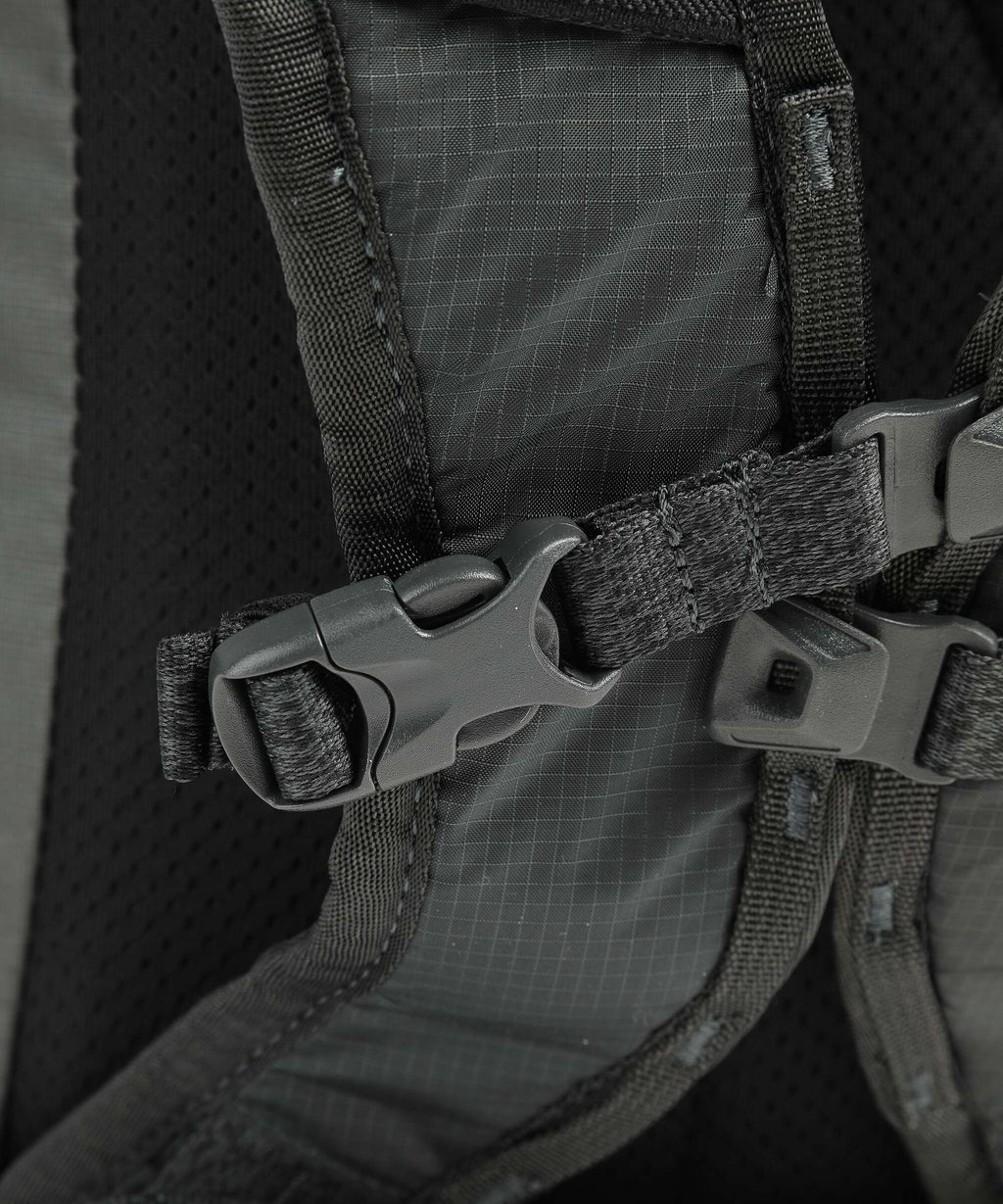 Thule Stir 18 Hiking backpack obsidian