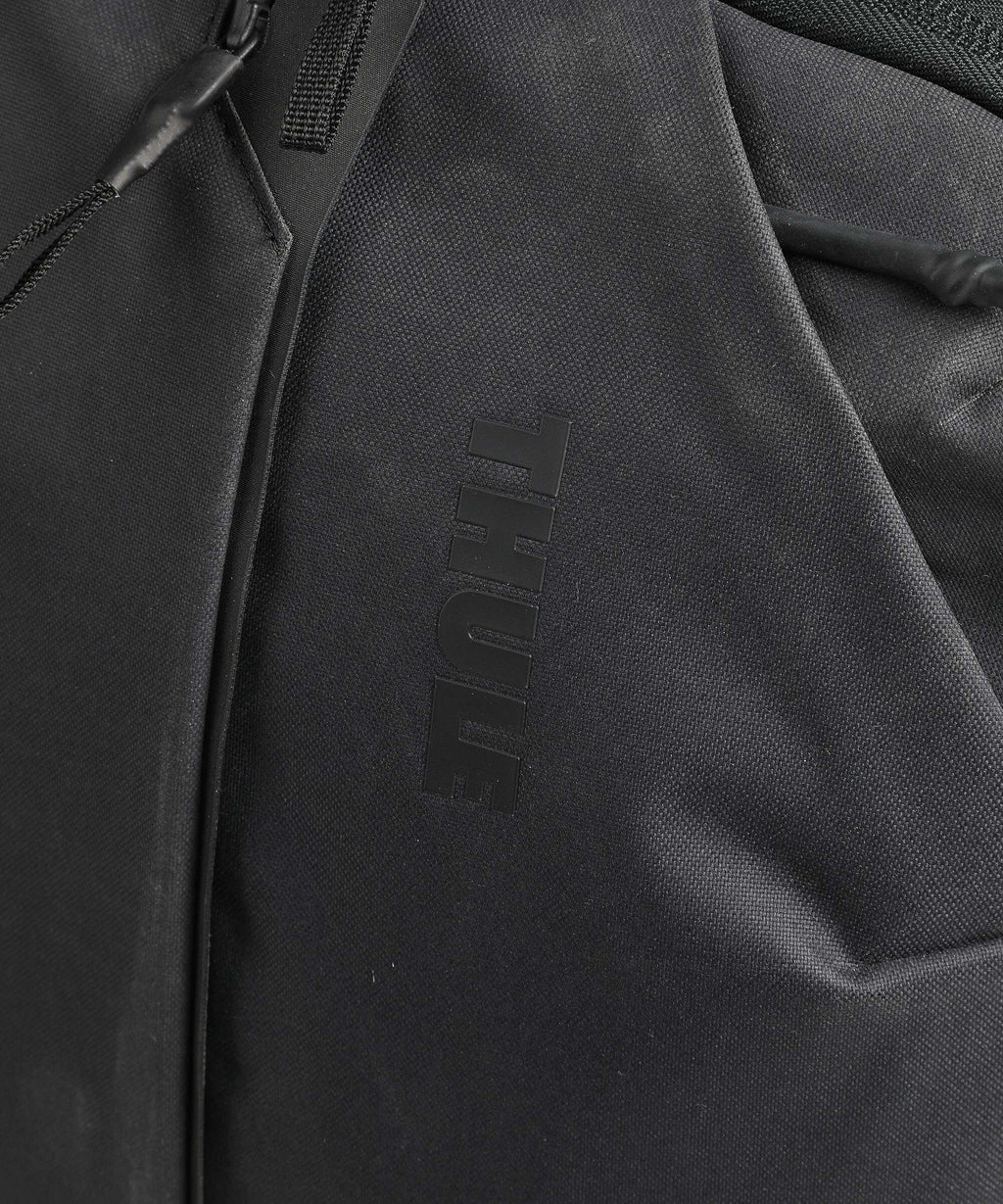 Thule Aion Spinner (4 wheels) black