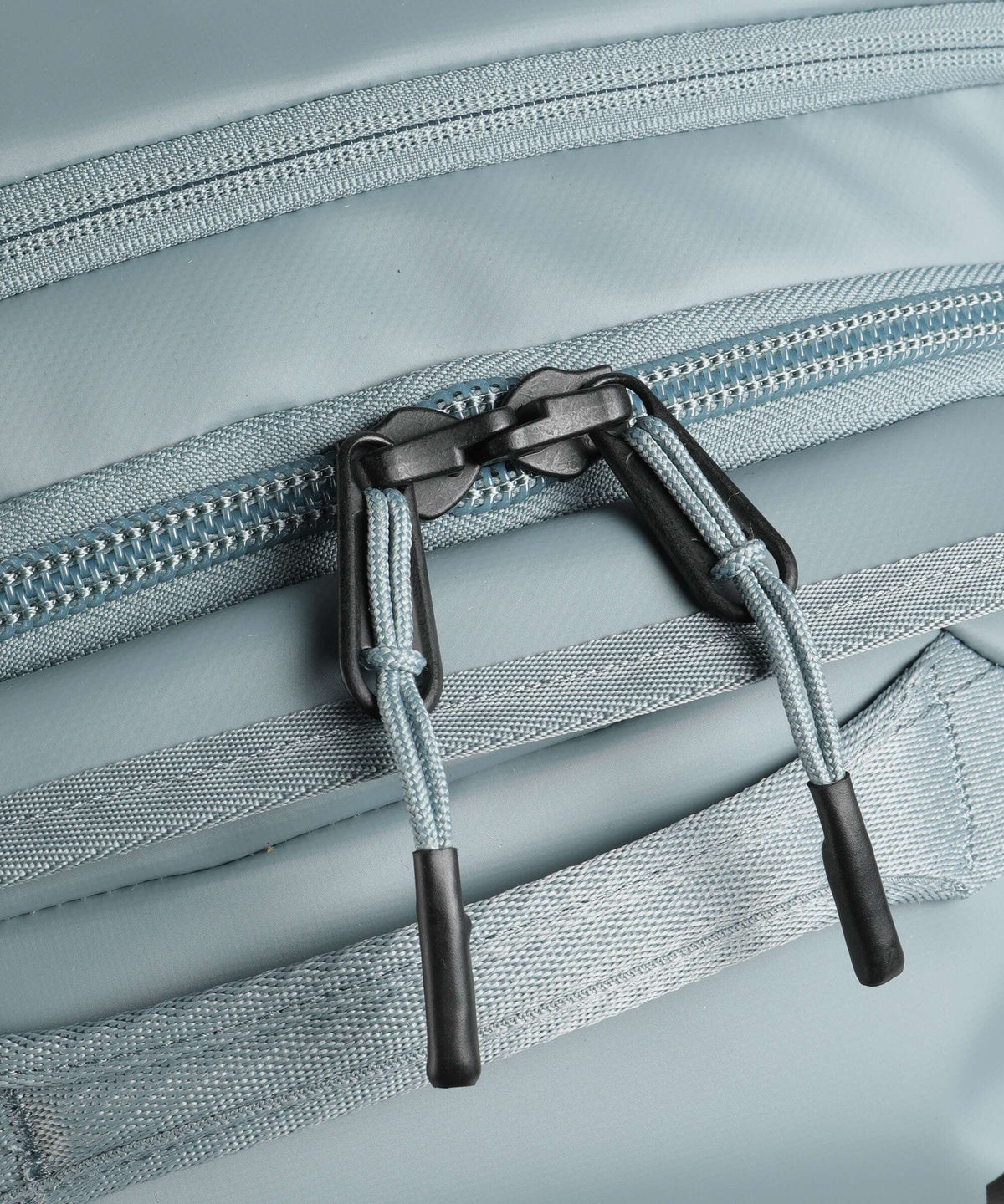 Thule Chasm Travel bag with wheels pond