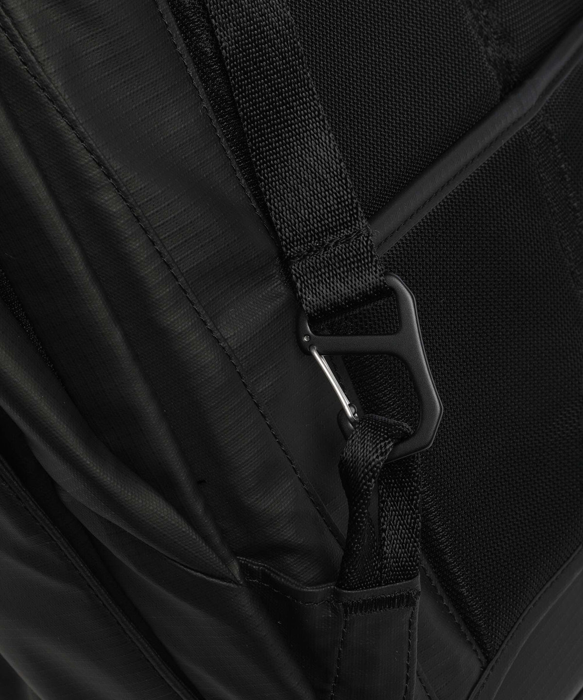 Thule Tact 21 Backpack black