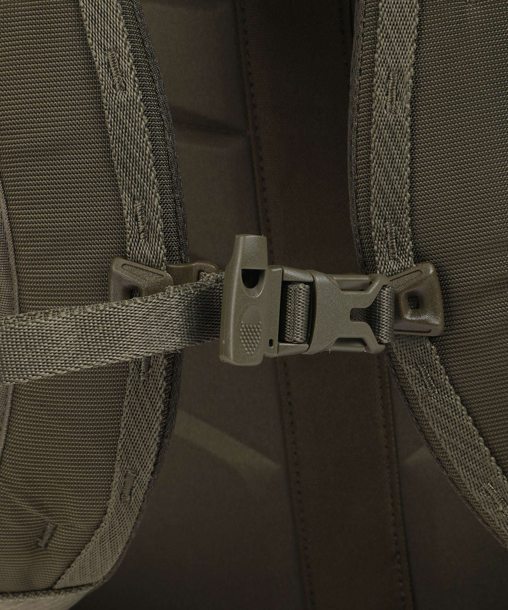 Thule Landmark 60 Travel backpack deep khaki