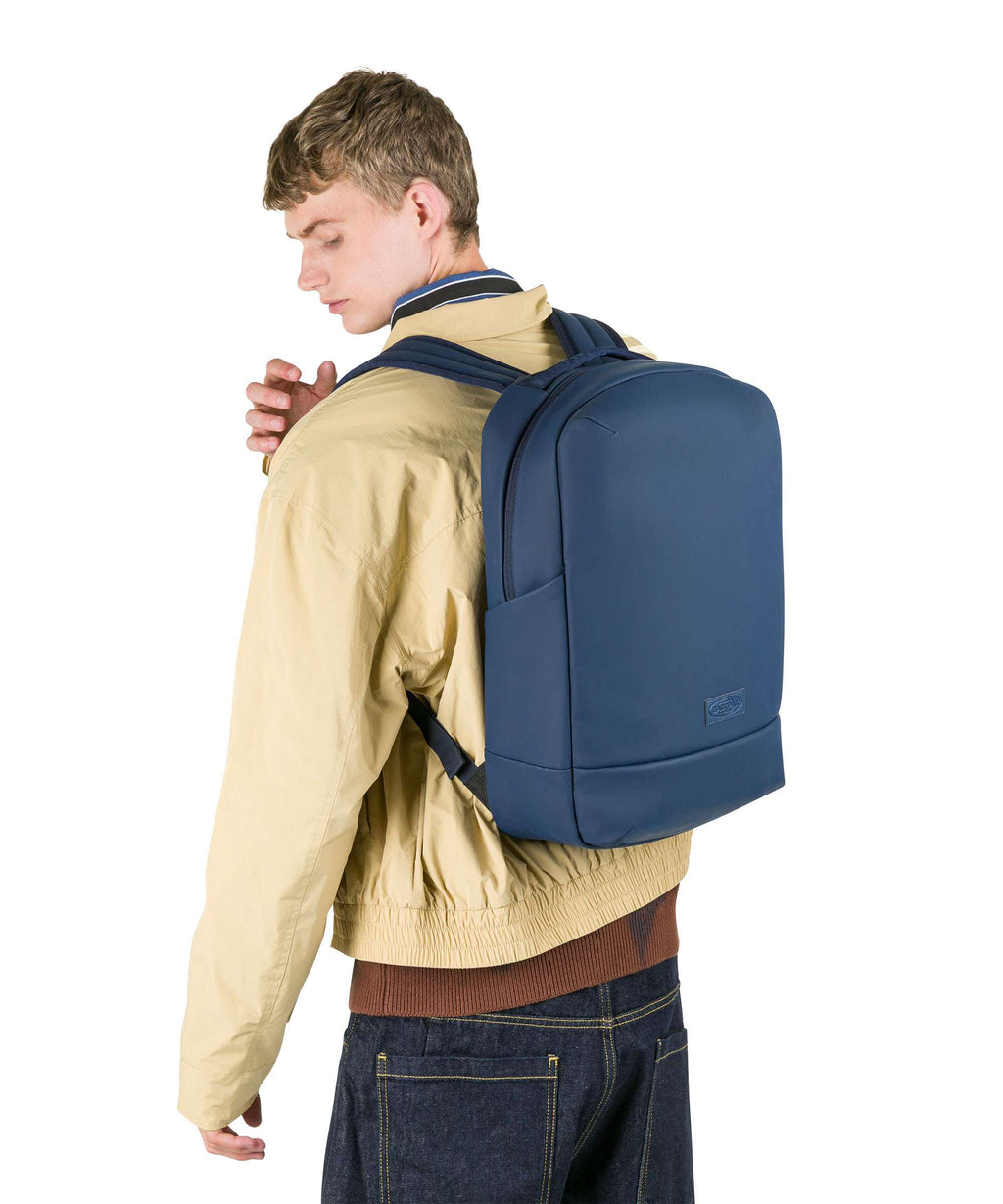 Eastpak CNNCT Tecum Backpack matte admiral