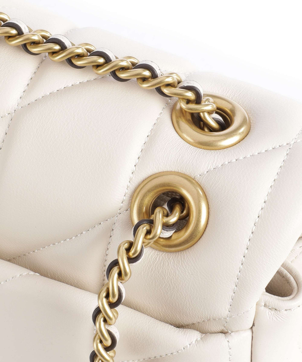 Coach Tabby 20 Shoulder bag chalk