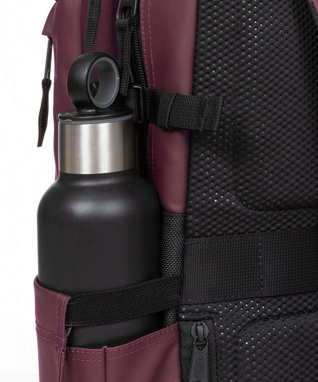 Eastpak Tecum M Backpack cnnct fig