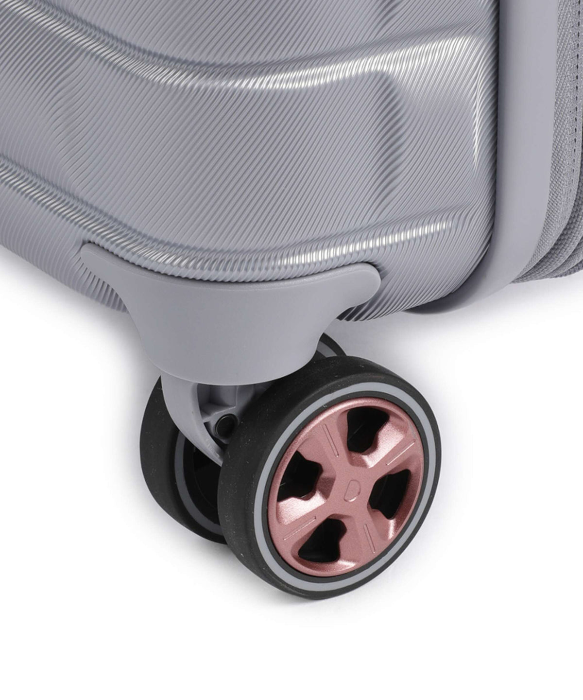 Delsey Paris Shadow 5.0 Spinner (4 wheels) platinum