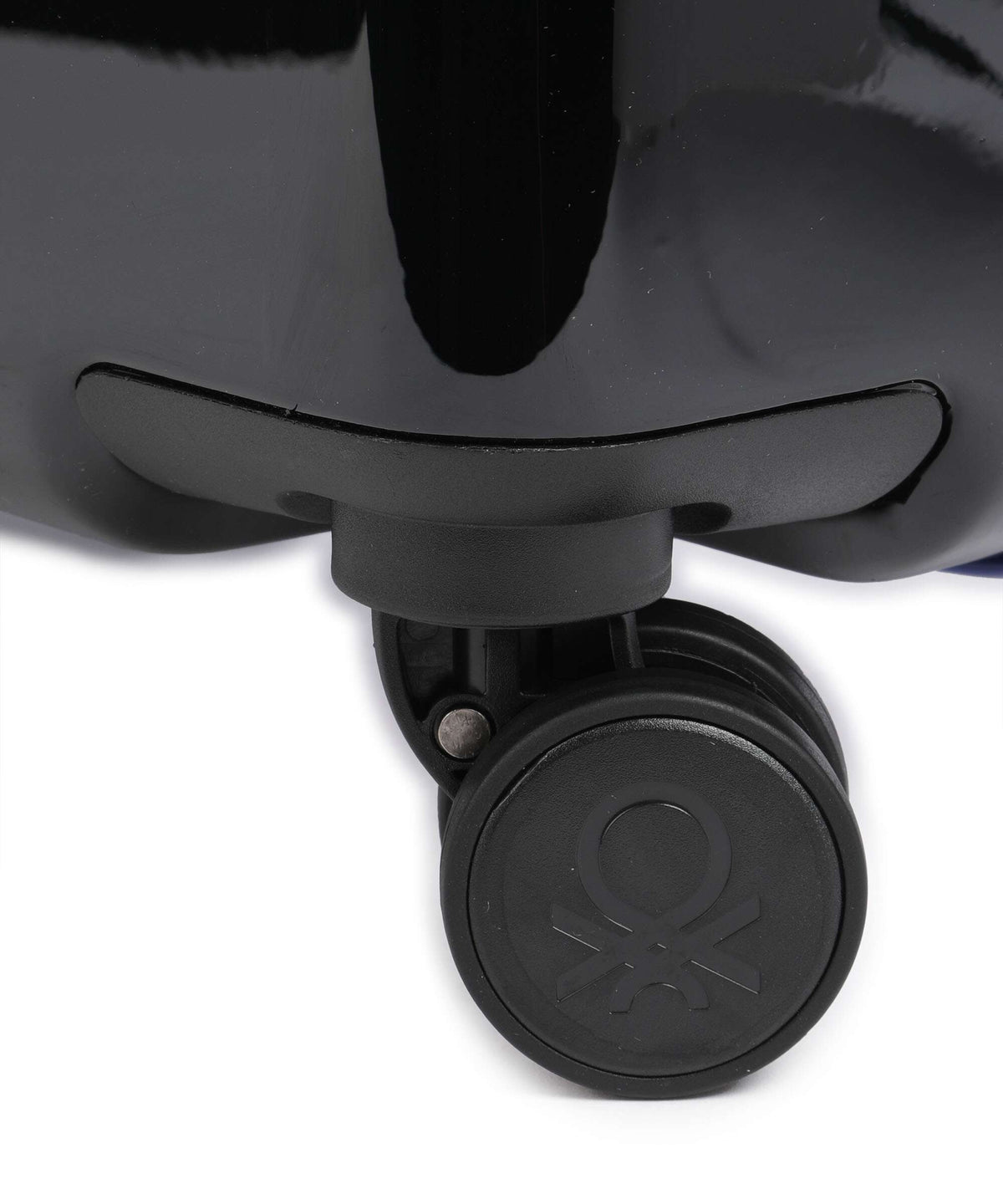 Delsey Paris x United Colors of Benetton United Spinner (4 wheels) black