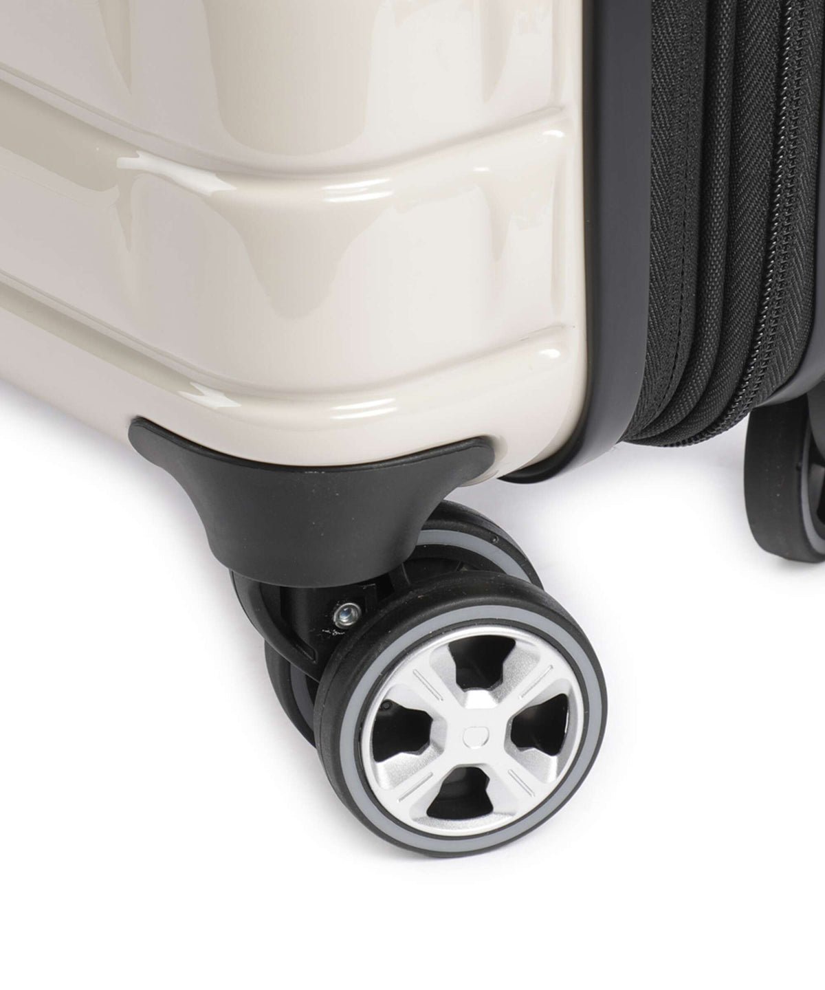 Delsey Paris Shadow 5.0 Spinner (4 wheels) ivory
