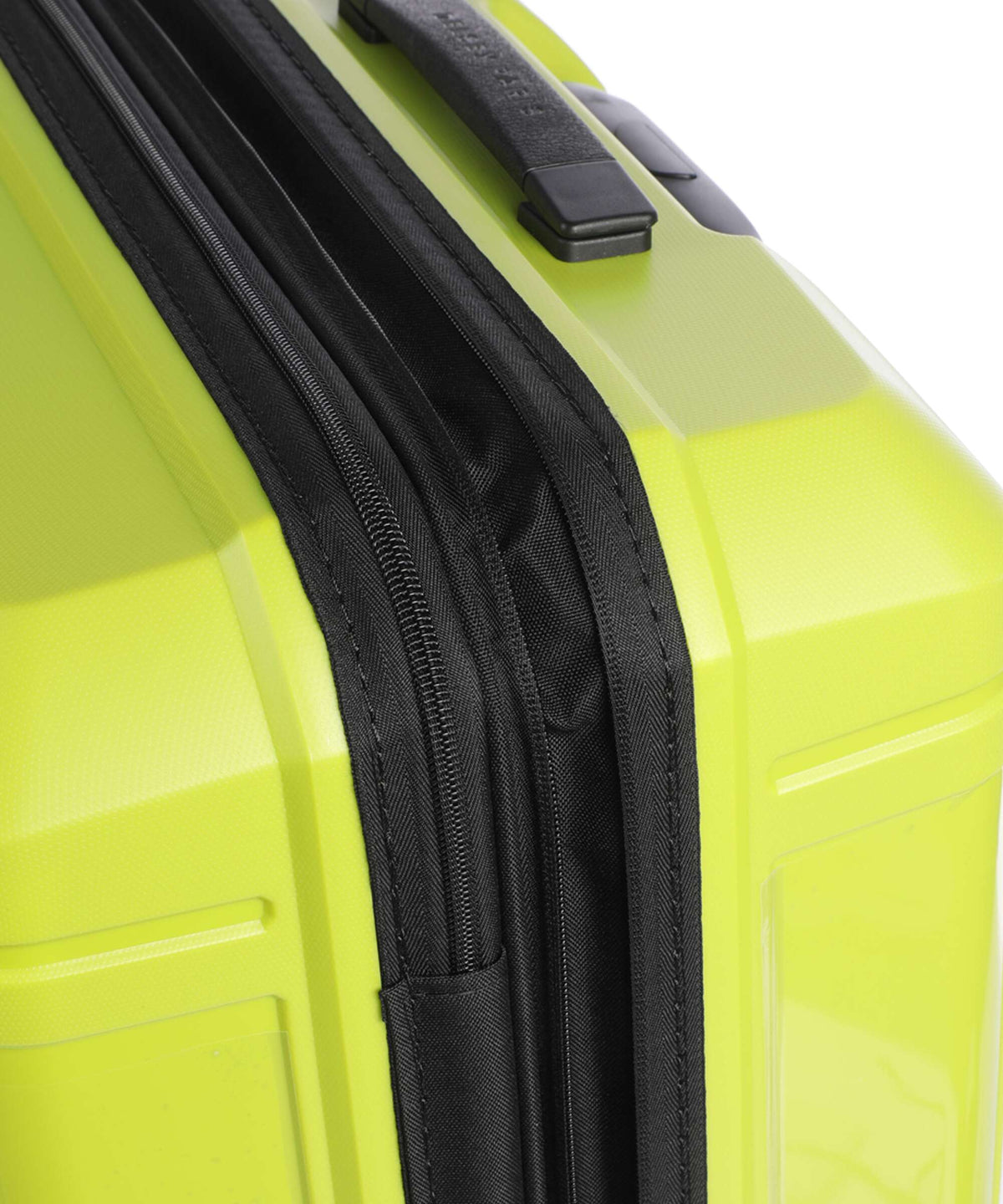 Delsey Paris Lutece Se Spinner (4 wheels) lime