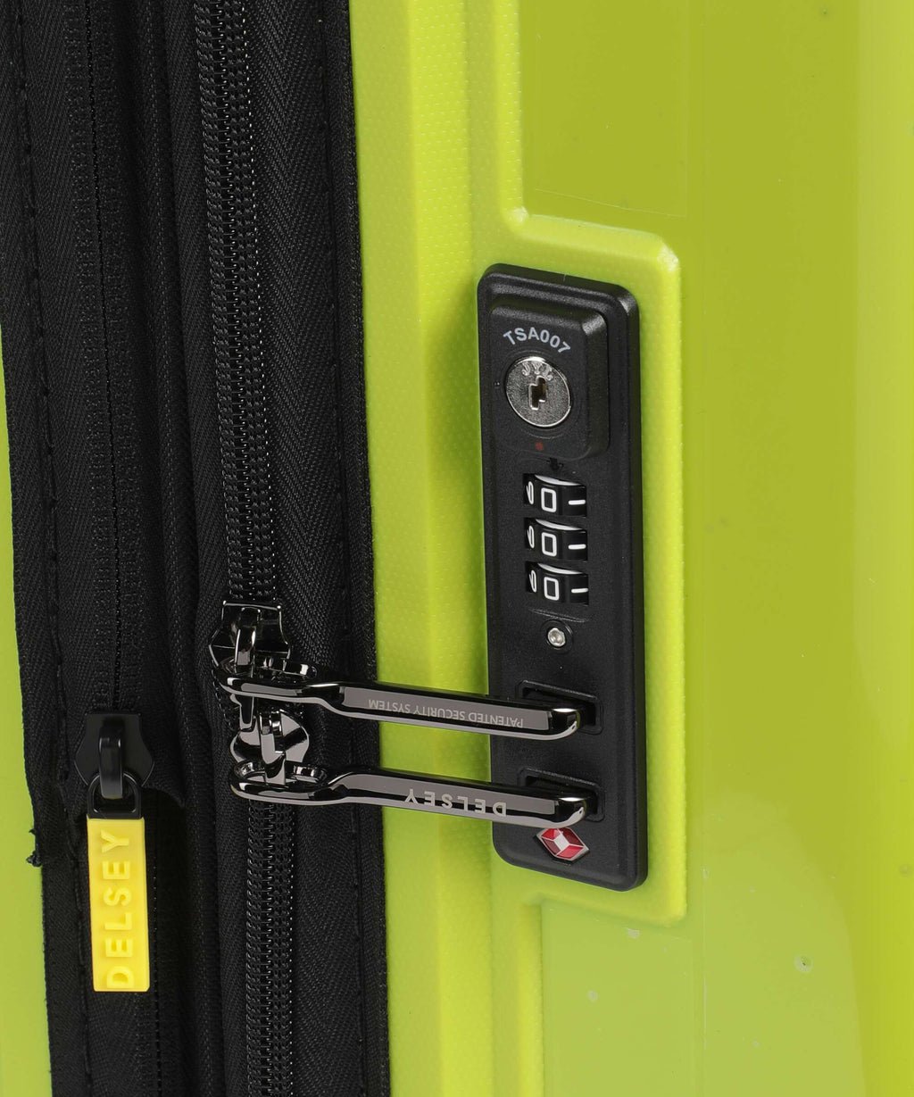 Delsey Paris Lutece Se Spinner (4 wheels) lime