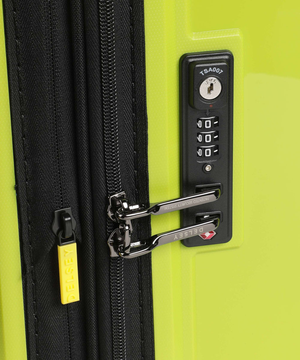 Delsey Paris Lutece Se Spinner (4 wheels) lime