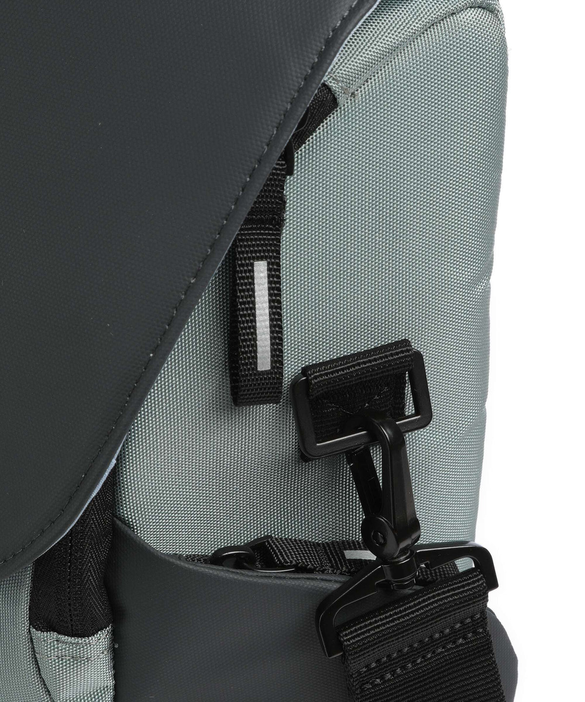 Delsey Paris Securflap Messenger bag sage green