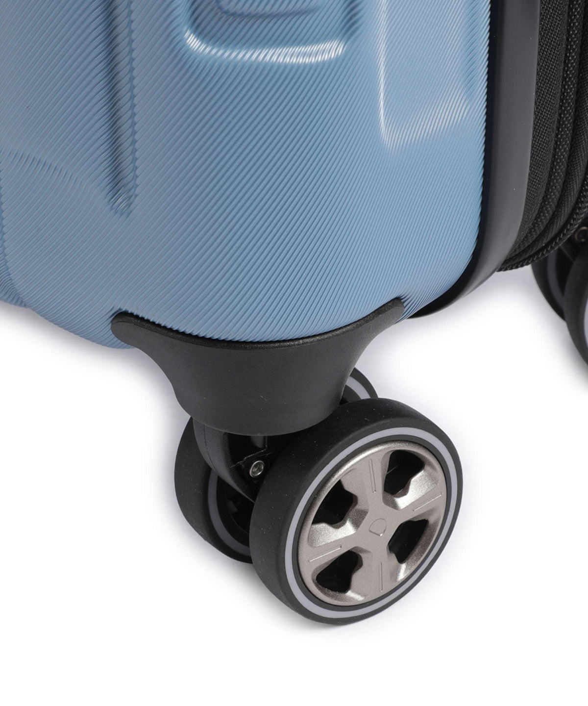 Delsey Paris Longitude Spinner (4 wheels) blue