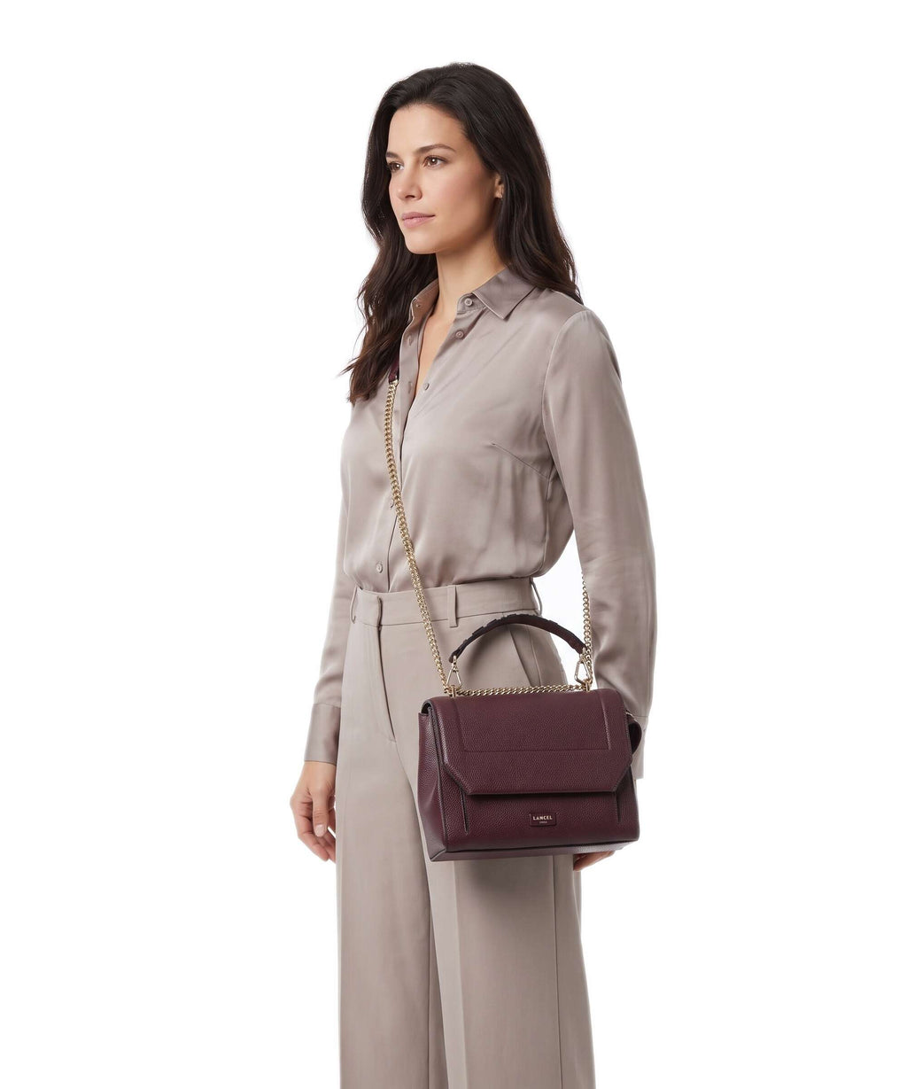 Lancel Ninon M Shoulder bag cassis