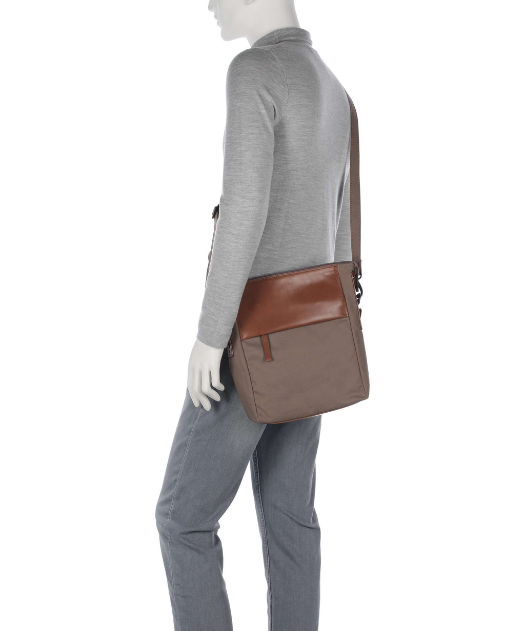 Harold's Wax Crossbody bag sand