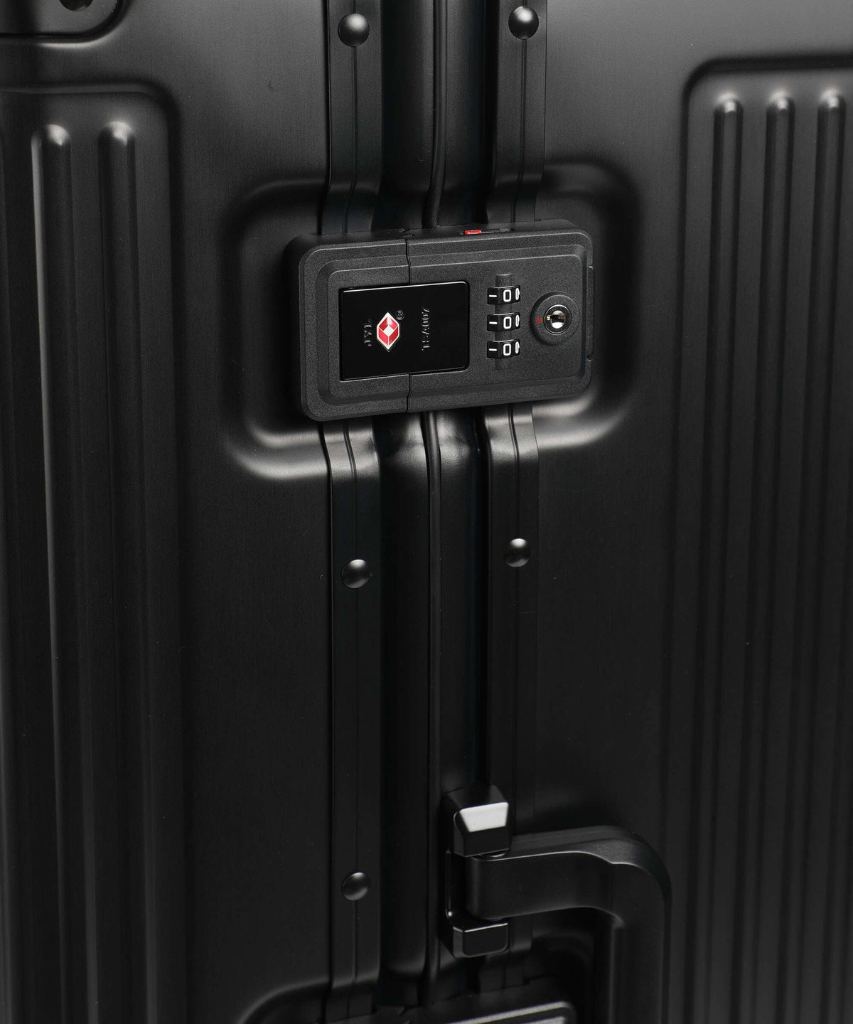 Travelite Next Spinner (4 wheels) schwarz