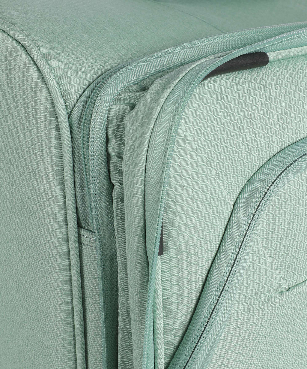 Travelite Kick Off Spinner (4 wheels) sage green
