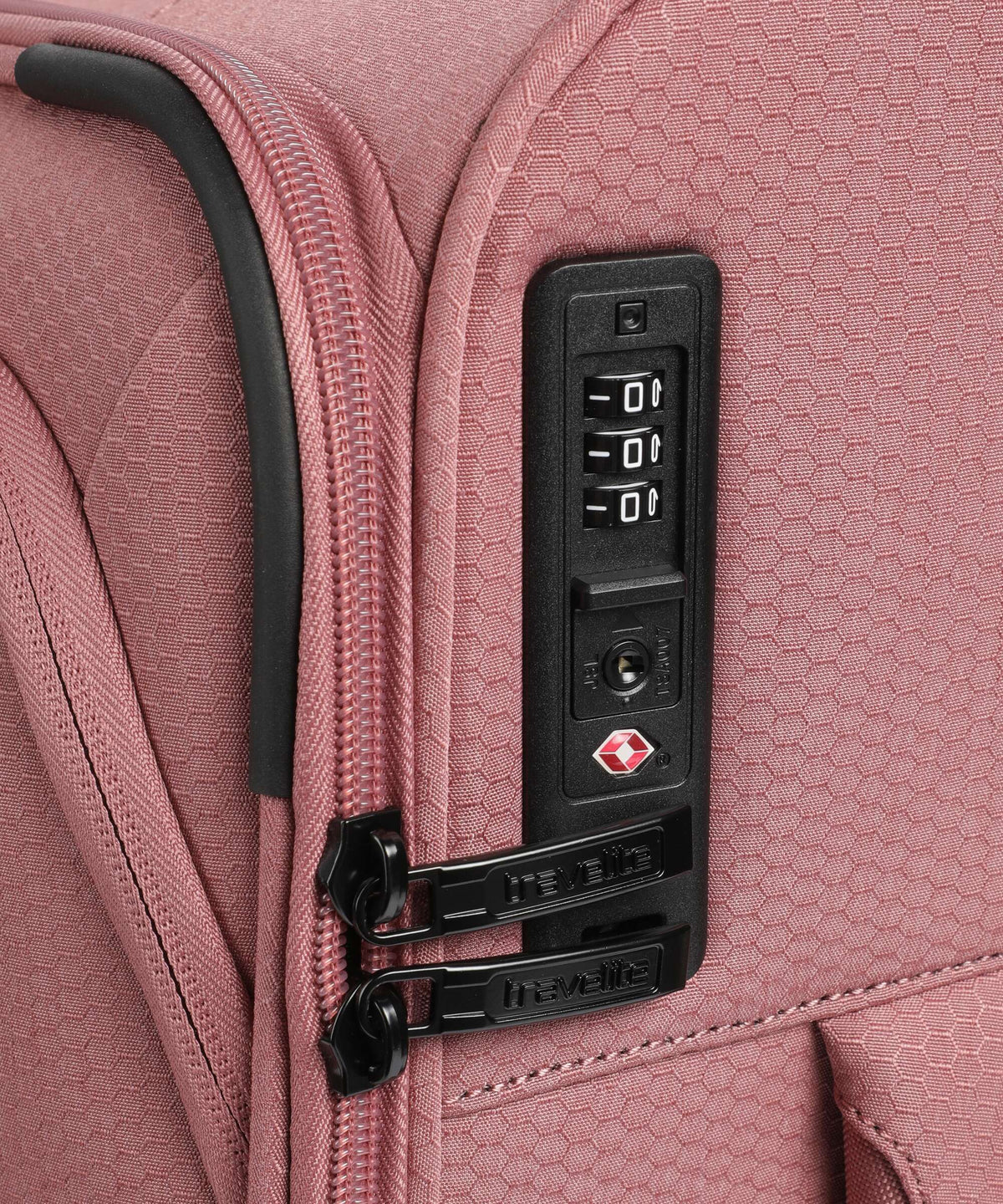 Travelite Kick Off Spinner (4 wheels) blush