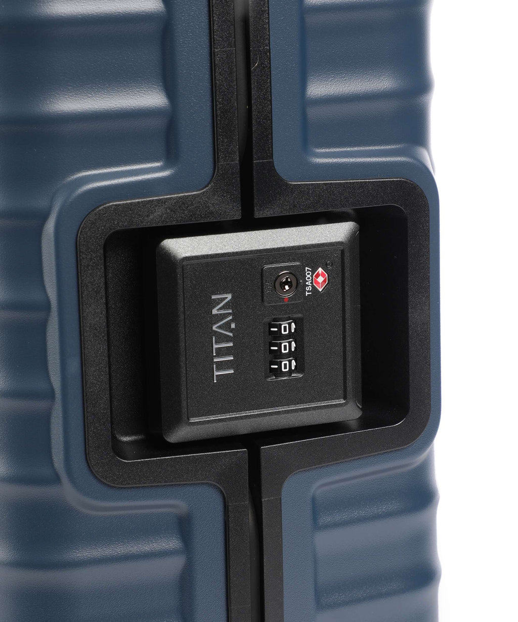 Titan Overseas Spinner (4 wheels) midnight blue