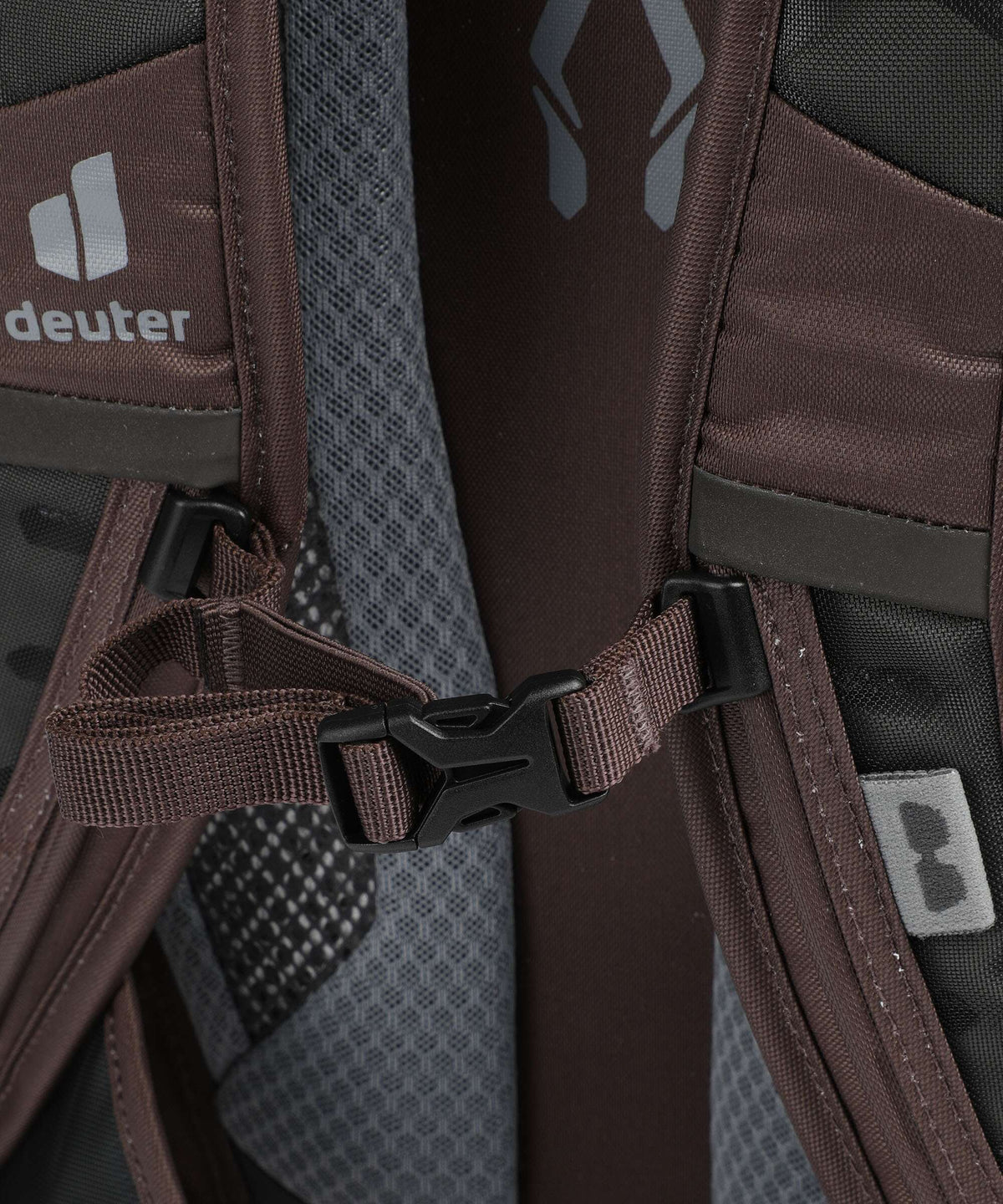 Deuter Amager 25+5 Rolltop backpack raisin