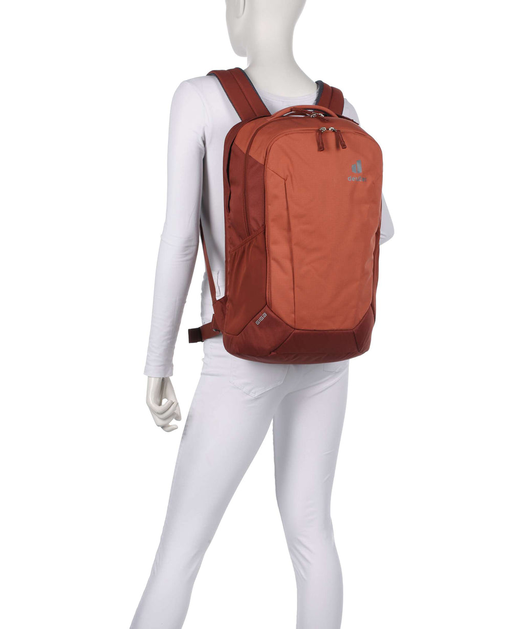 Deuter Giga Backpack kelp/nori