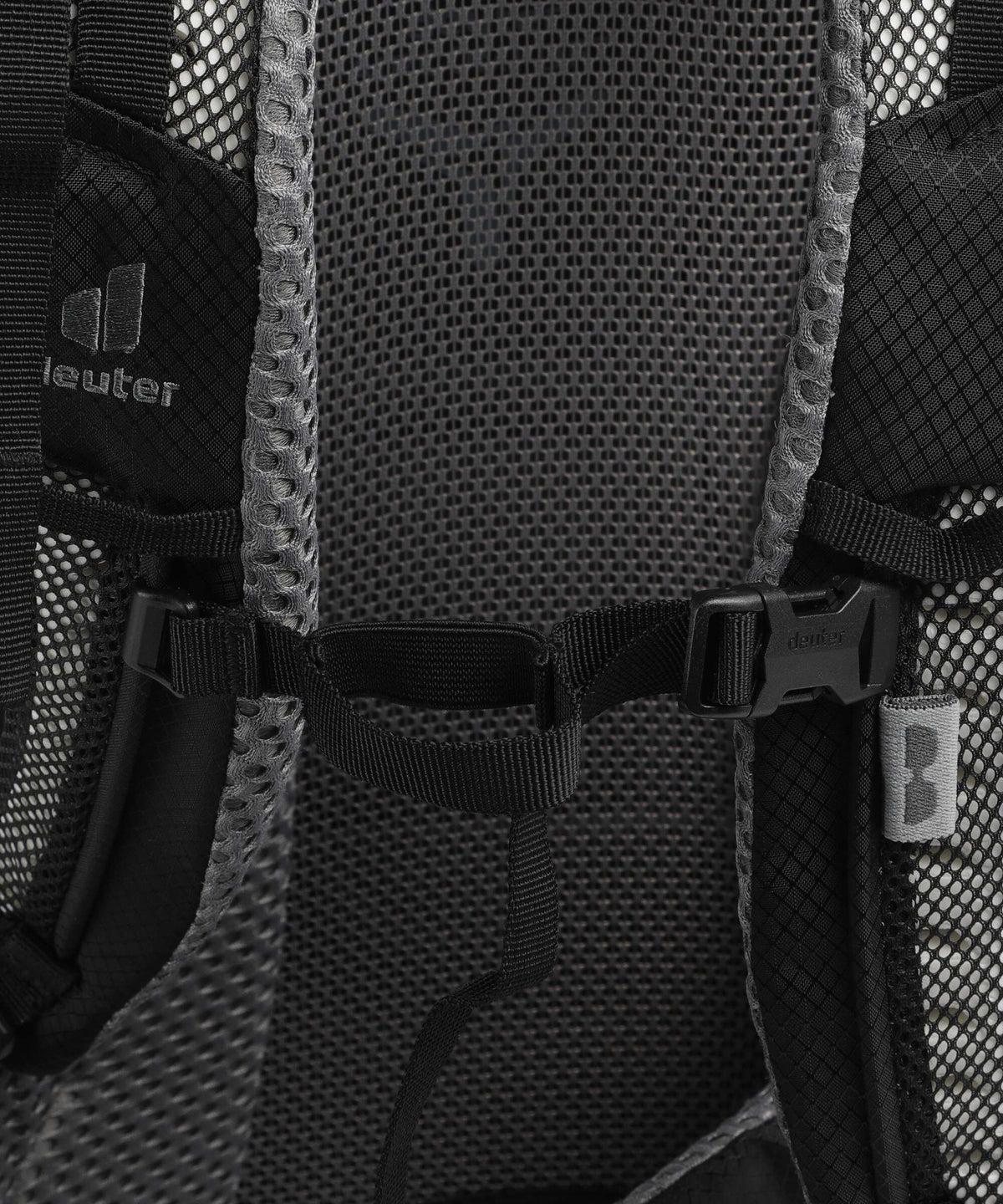 Deuter Futura 24 SL Hiking backpack black