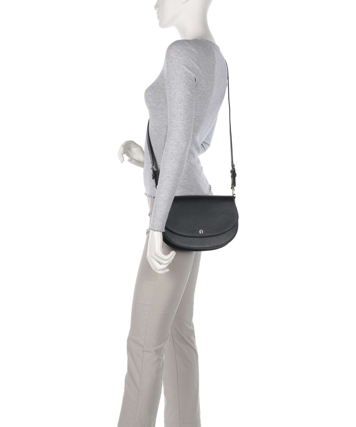 Aigner Delia S Shoulder bag black 