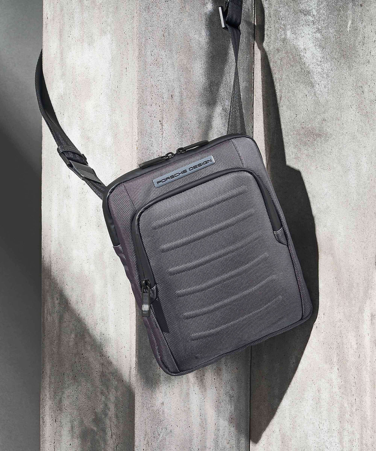 Porsche Design Roadster Pro Crossbody bag anthracite