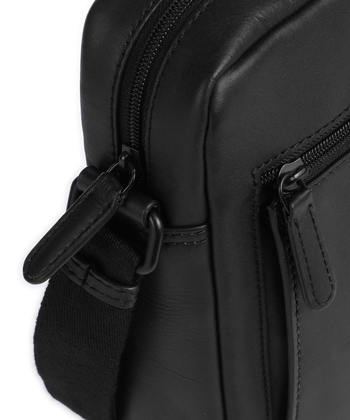 Bugatti Clark Crossbody bag black