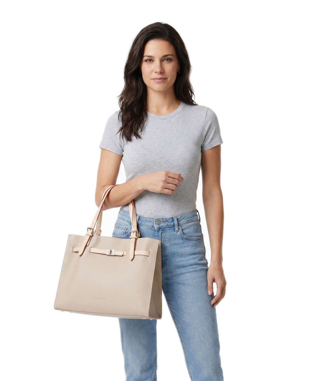 Bugatti Ella Handbag beige
