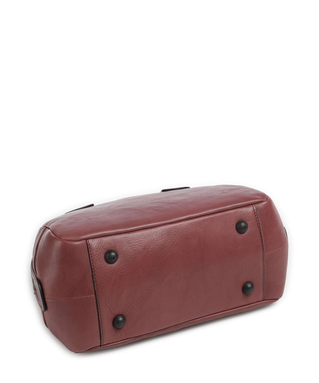 Aunts & Uncles Grandma's Luxury Club Mrs. Peanut Brittle Handbag tulipwood