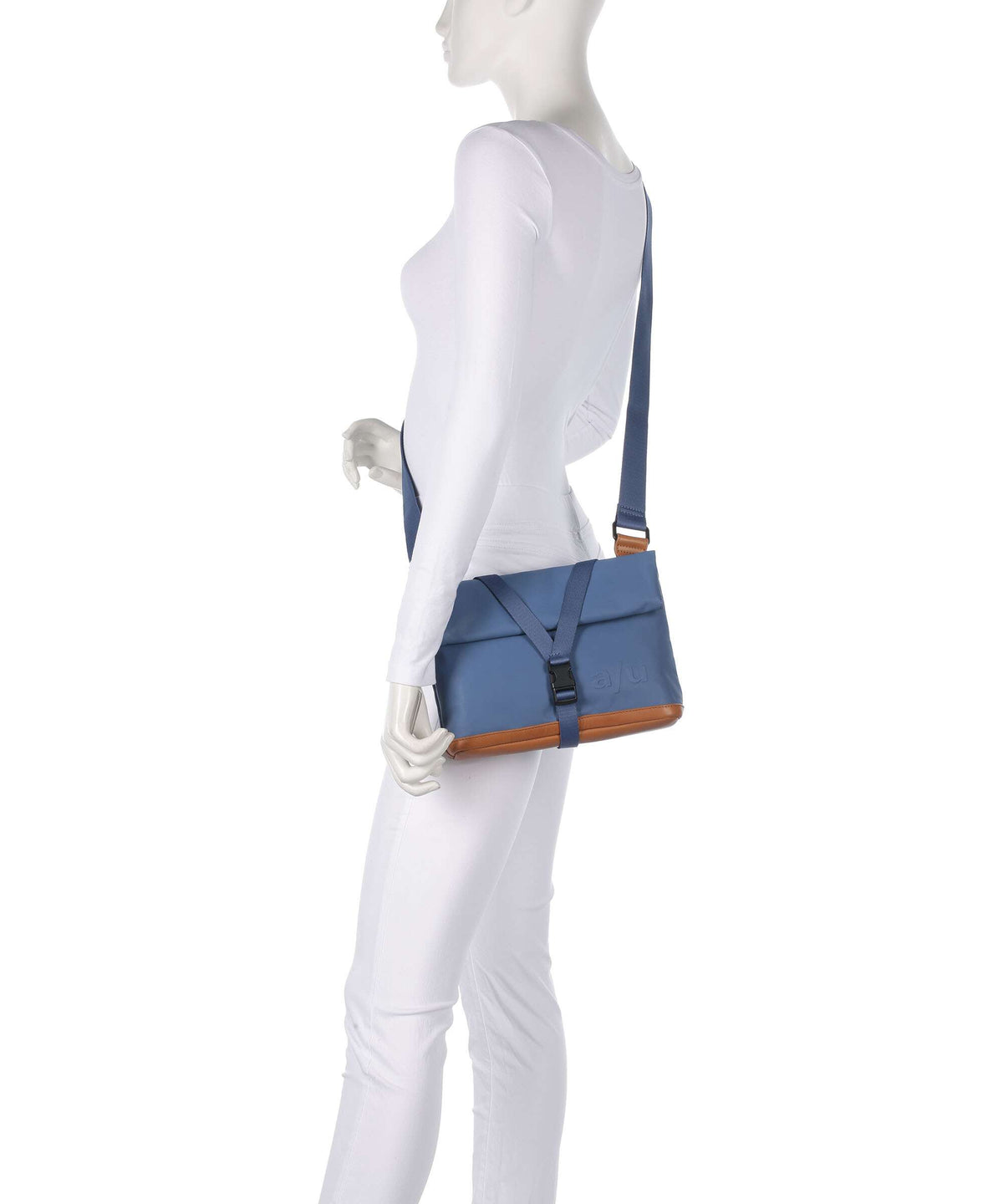 Aunts & Uncles Japan Yao Crossbody bag blue jeans