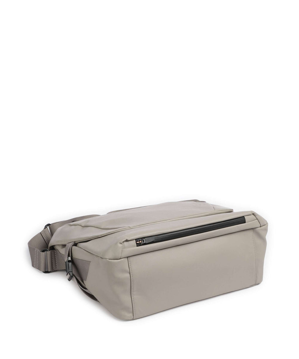 Aunts & Uncles Japan Yamakuni Messenger bag driftwood