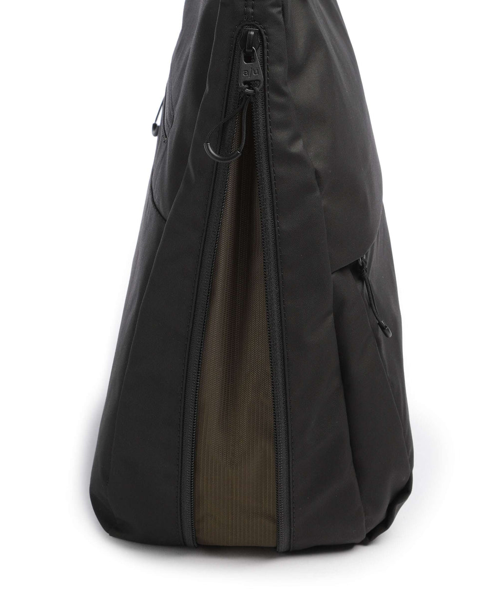 Aunts & Uncles Japan Lite Todori Hobo bag black