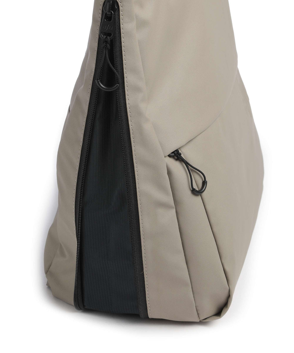 Aunts & Uncles Japan Lite Todori Hobo bag driftwood