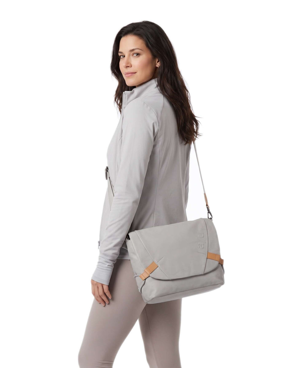 Aunts & Uncles Japan Sendai Messenger bag circular grey