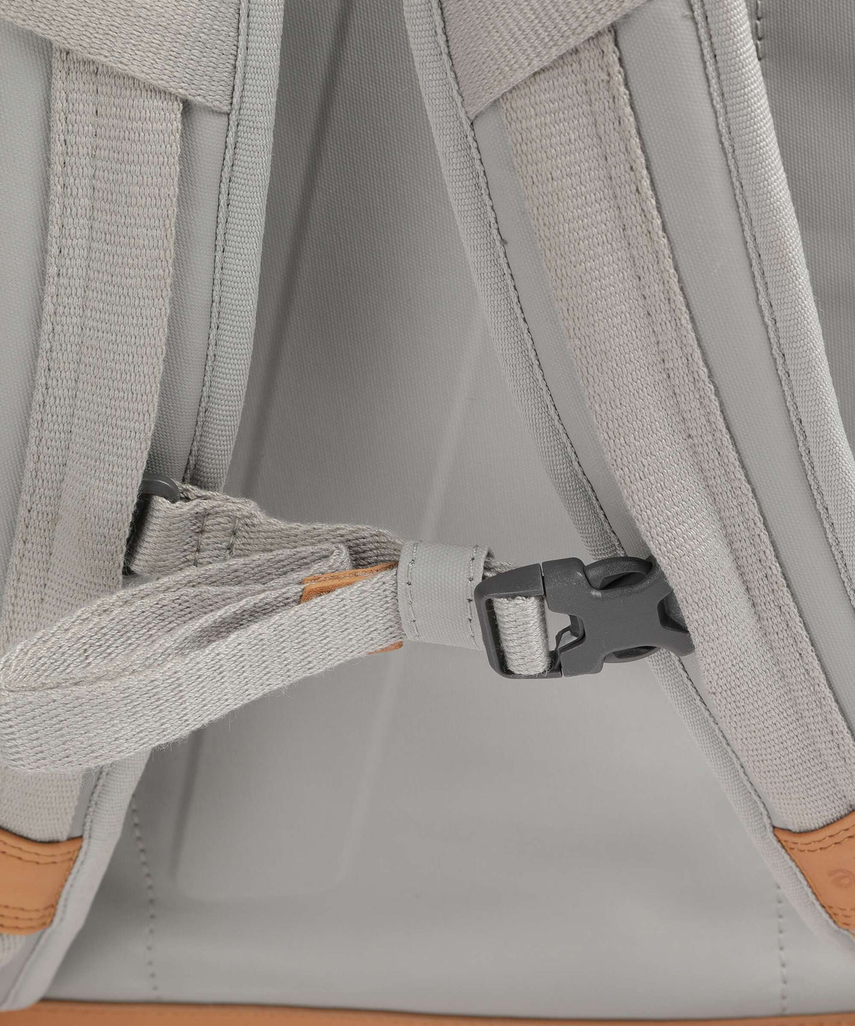 Aunts & Uncles Japan Matsuyama Rolltop backpack circular grey