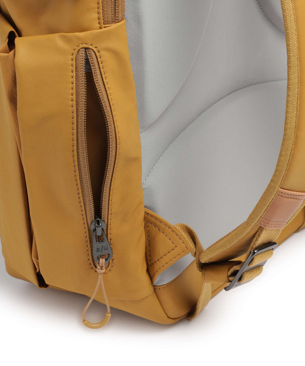 Aunts & Uncles Japan RE Tokachi Rolltop backpack honey