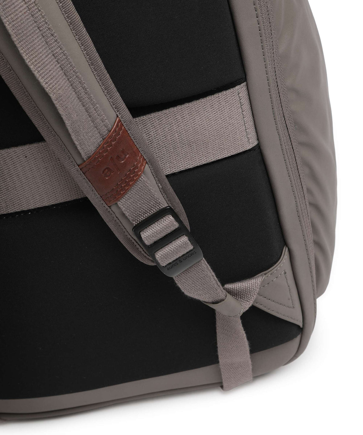 Aunts & Uncles Japan RE Yunoko RE Rolltop backpack volcano grey