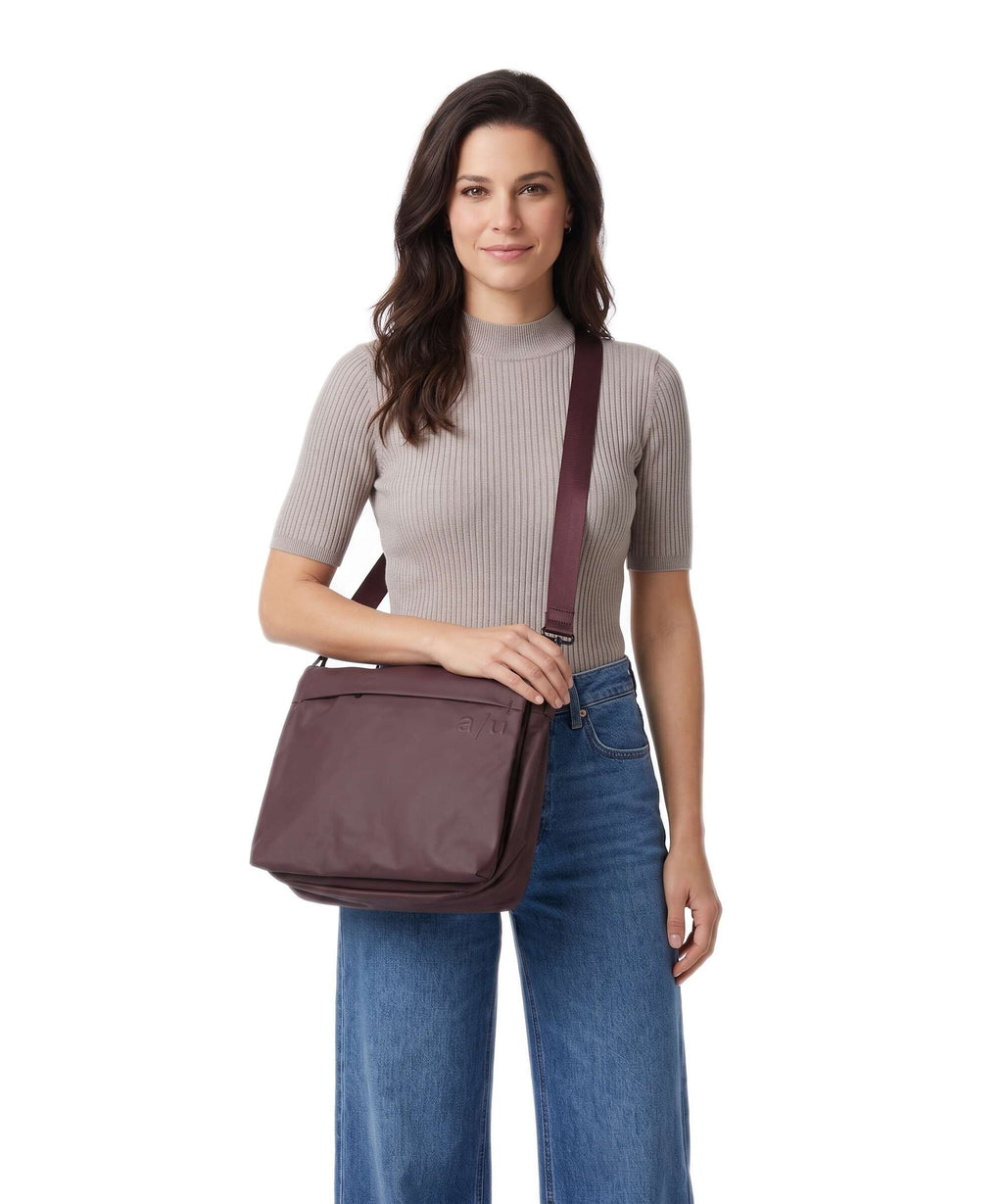 Aunts & Uncles Japan RE lite Midori RE LITE Crossbody bag merlot