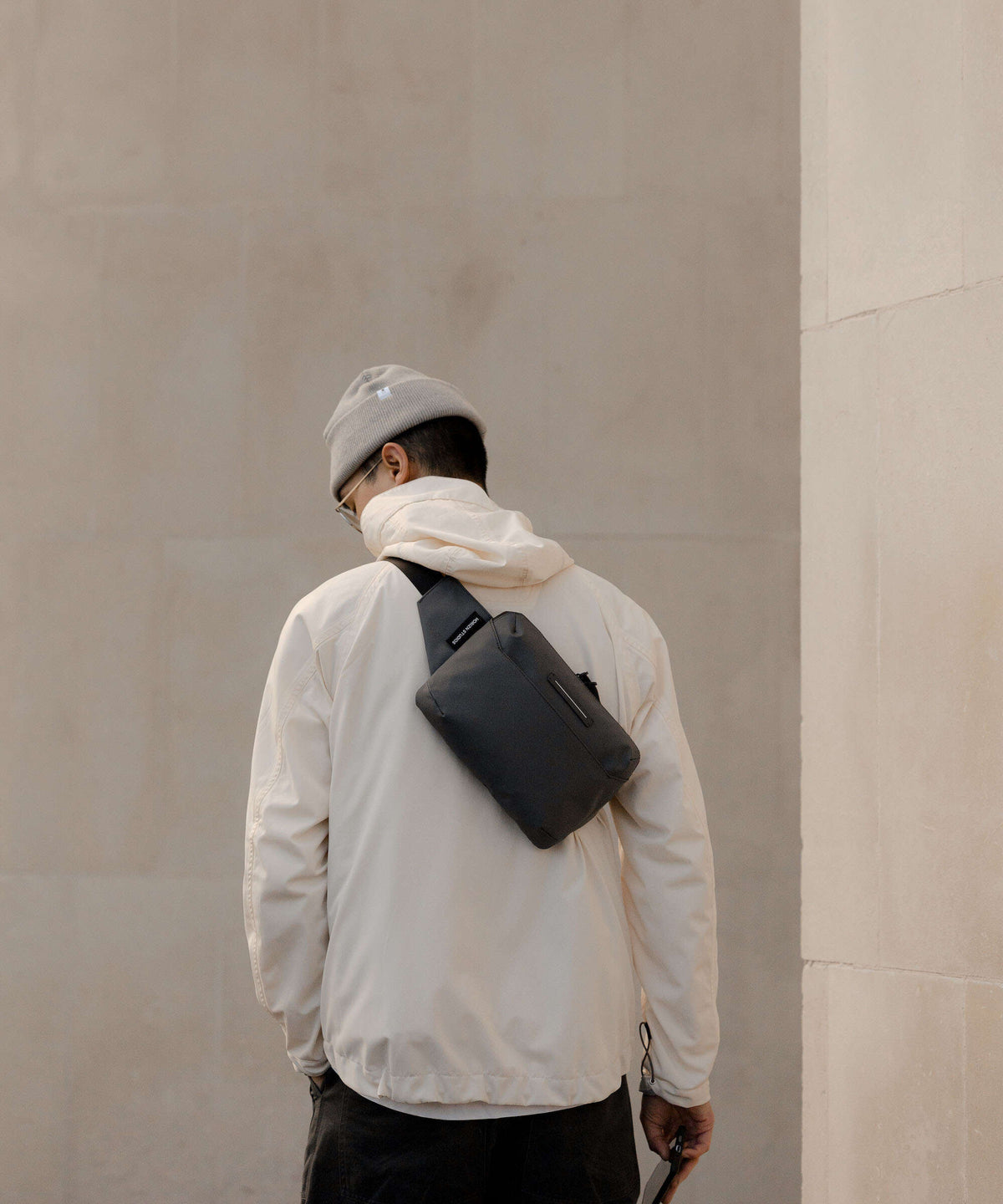 Horizn Studios Gion M Belt bag all black