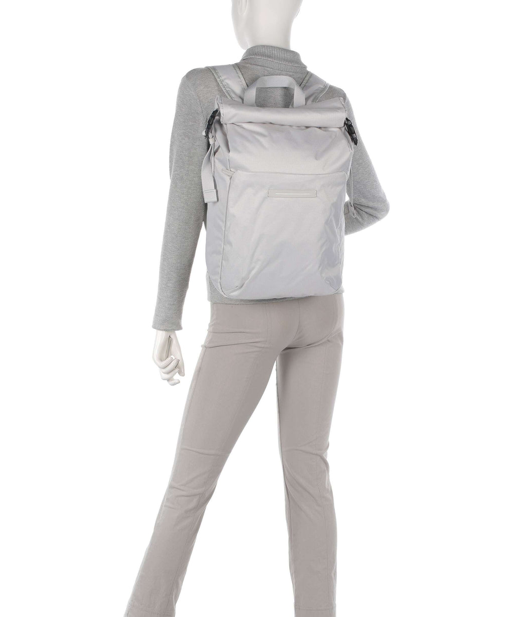 Horizn Studios Shibuya Rolltop backpack light quartz grey