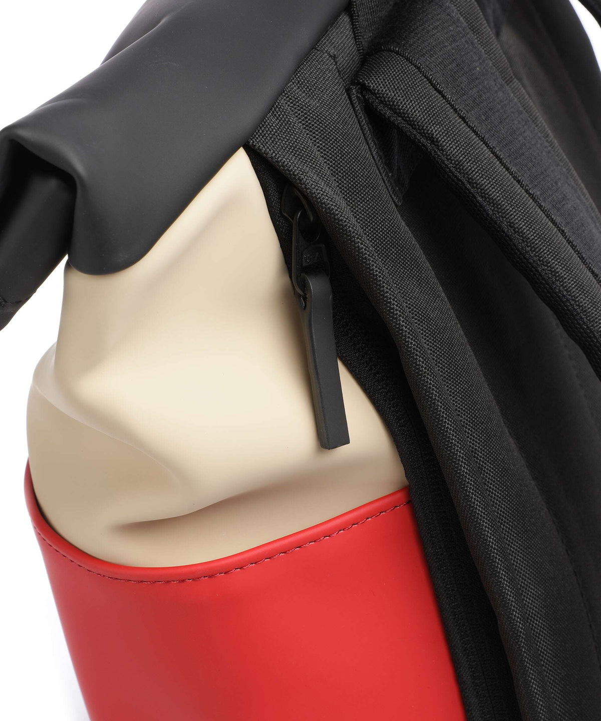 Ucon Acrobatics Lotus Hajo Medium Rolltop backpack light almond/red