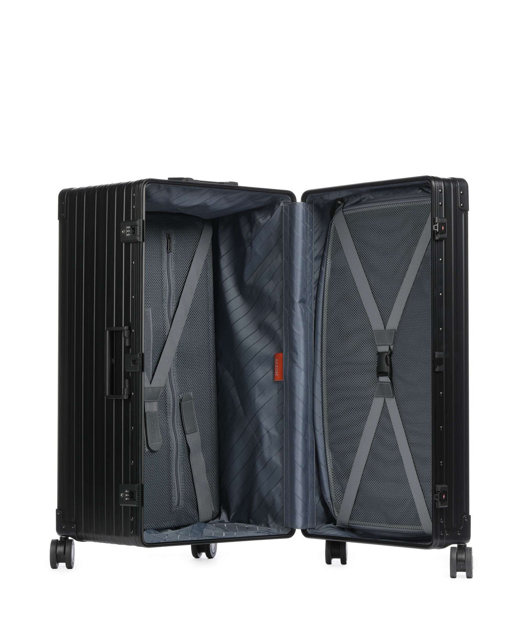 Aleon Classic 30 International Trunk Spinner (4 wheels) onyx