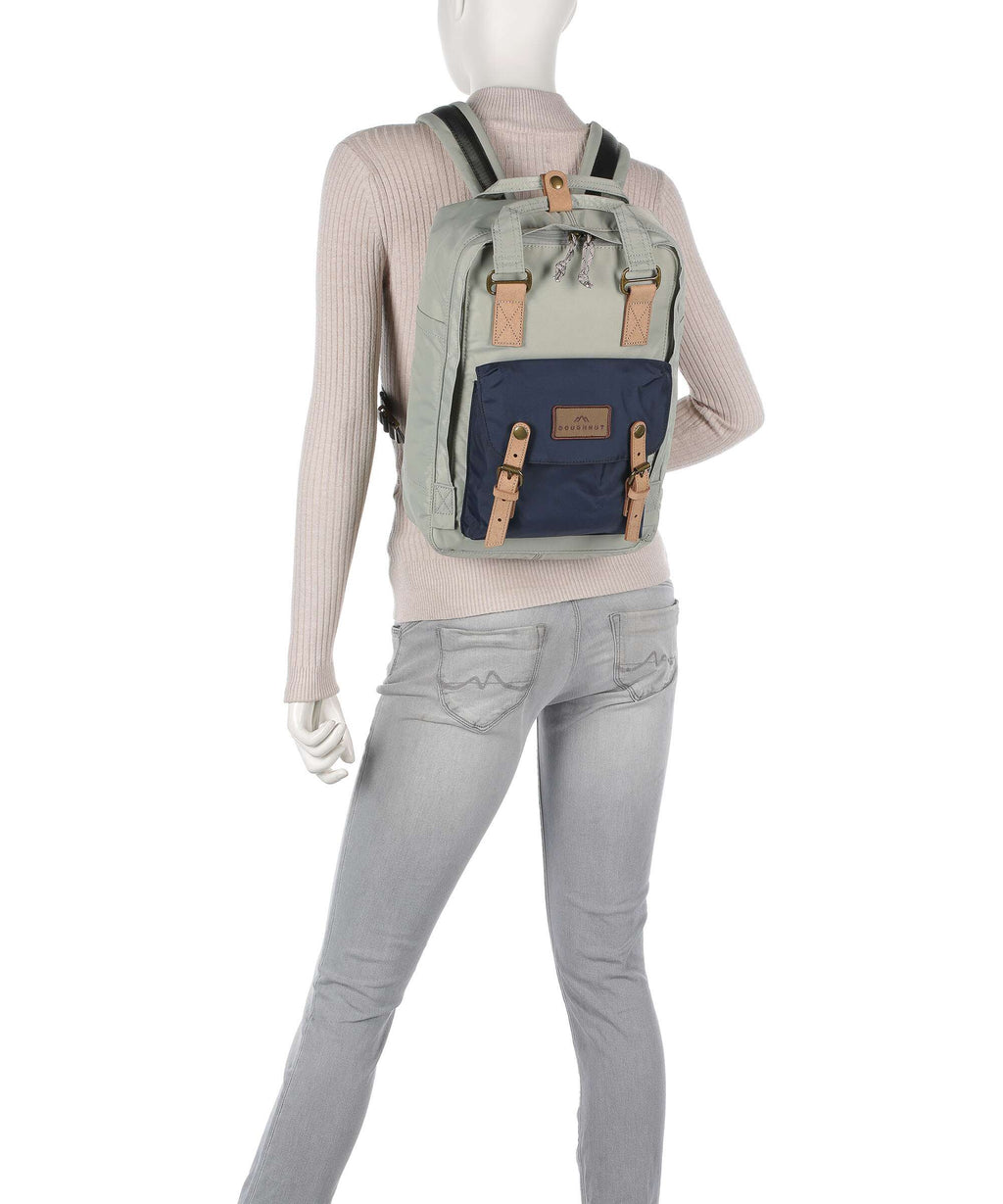 Doughnut Jungle Macaroon Backpack charcoal/teal