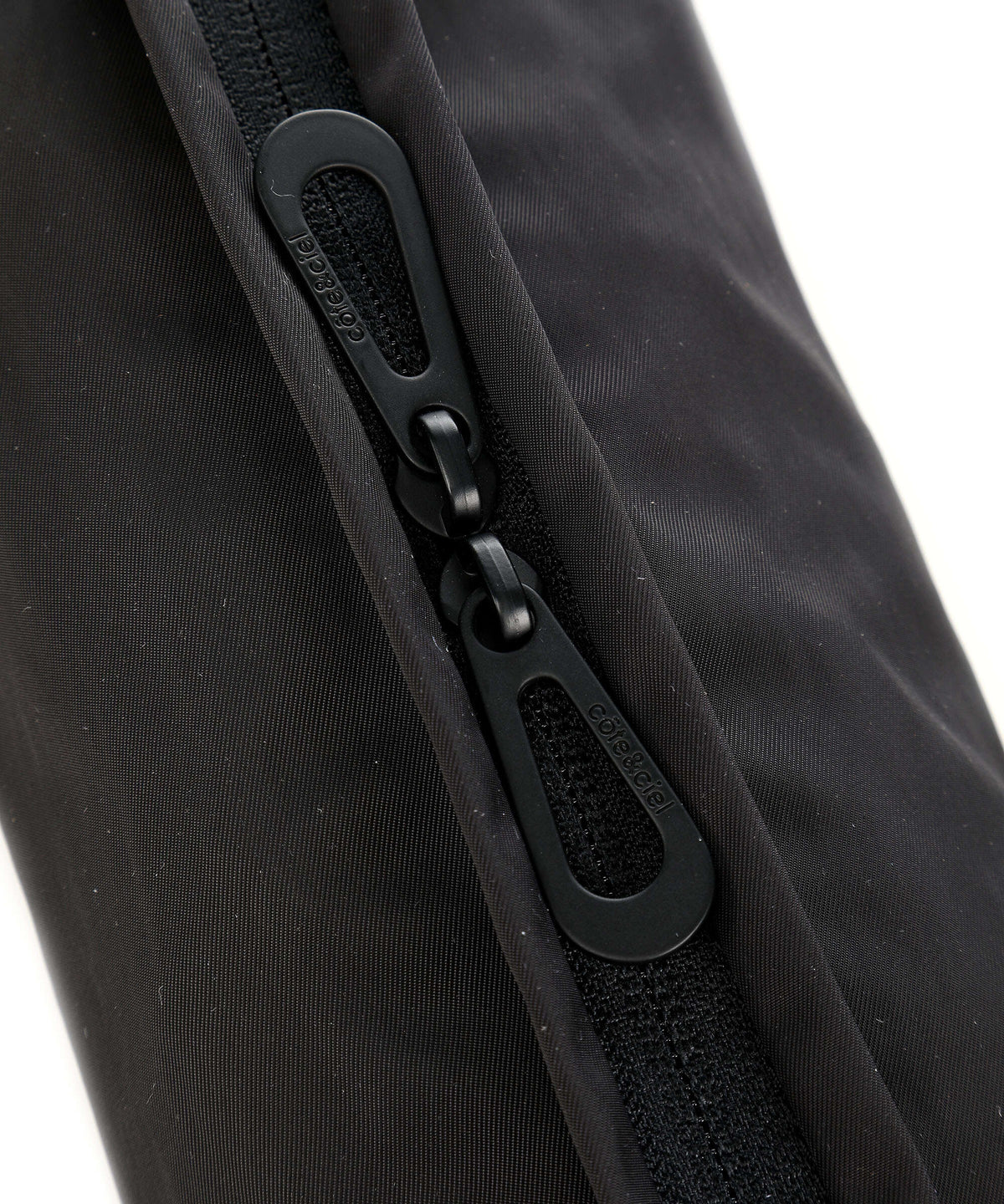 Côte&Ciel Adda Crossbody bag black