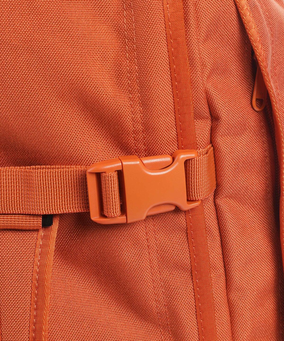 Cabin Zero Military 44 Travel backpack maple leaf