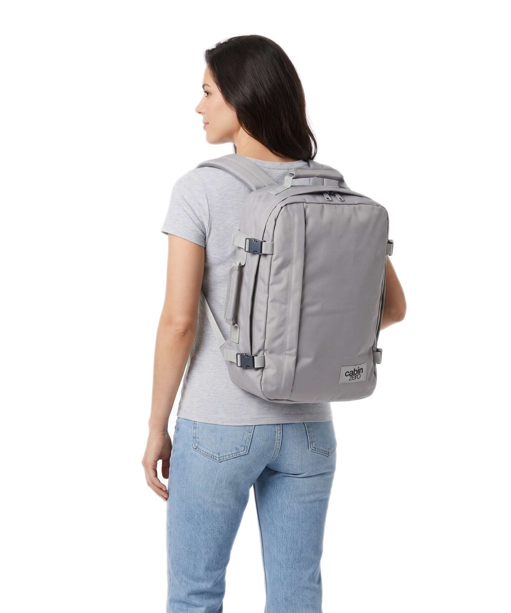 Cabin Zero Classic 36 Travel backpack misty grey