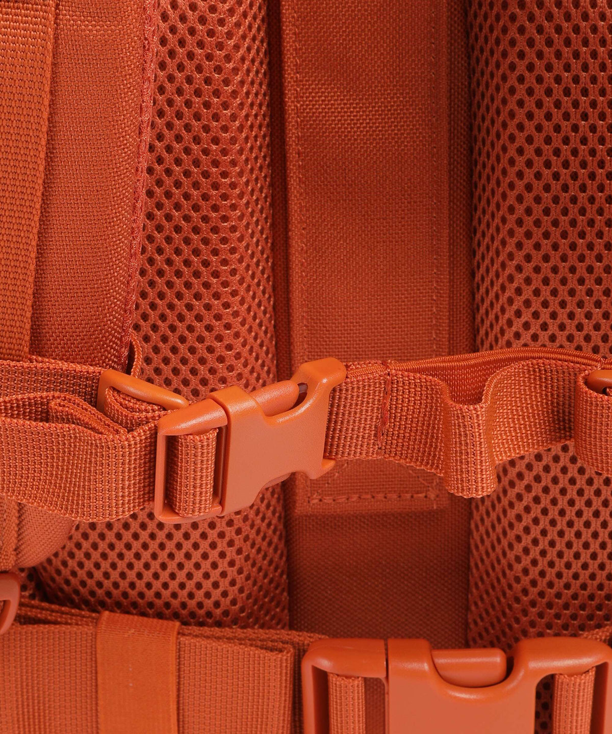 Cabin Zero Military 36 Travel backpack maple leaf