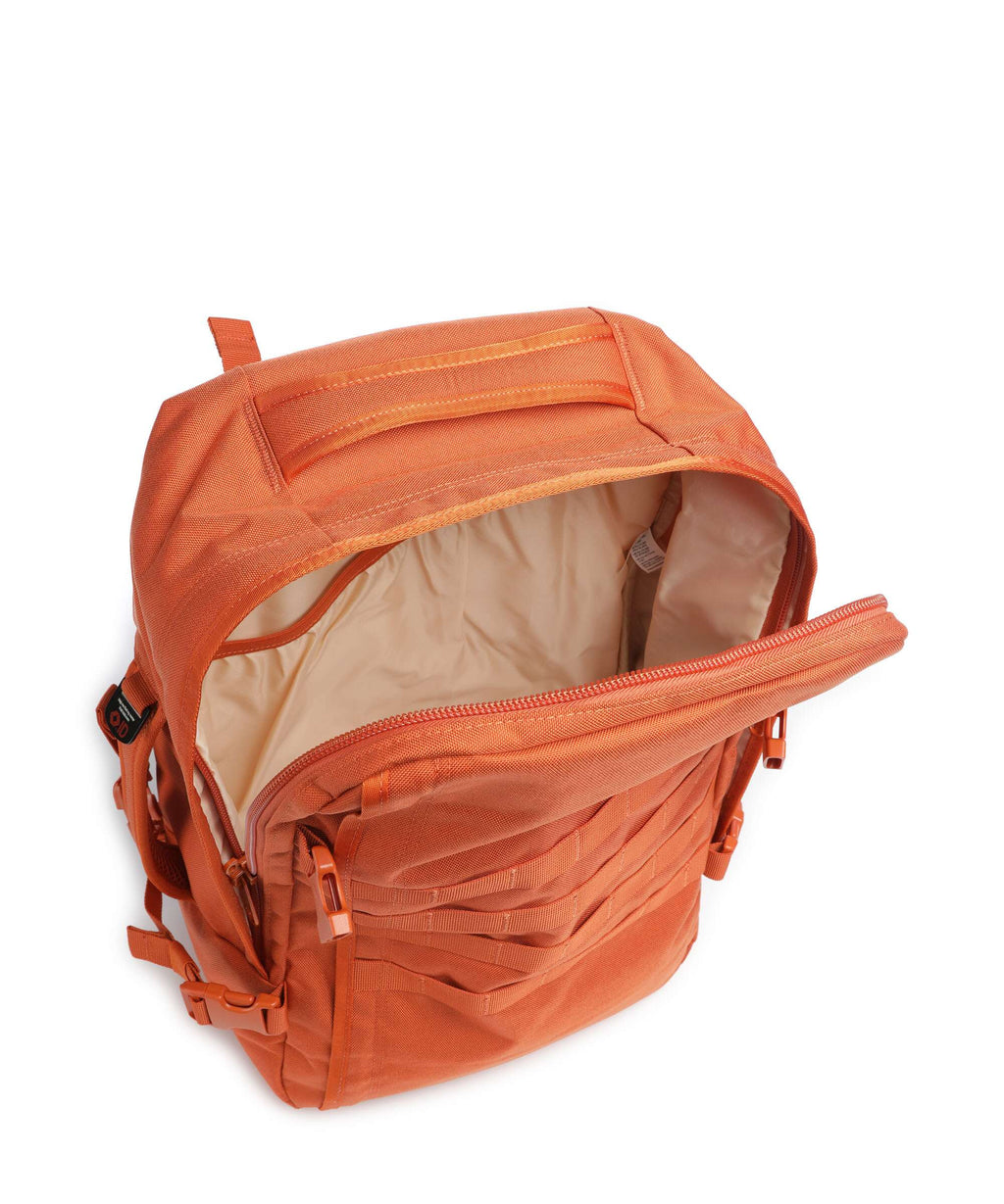 Cabin Zero Military 36 Travel backpack maple leaf