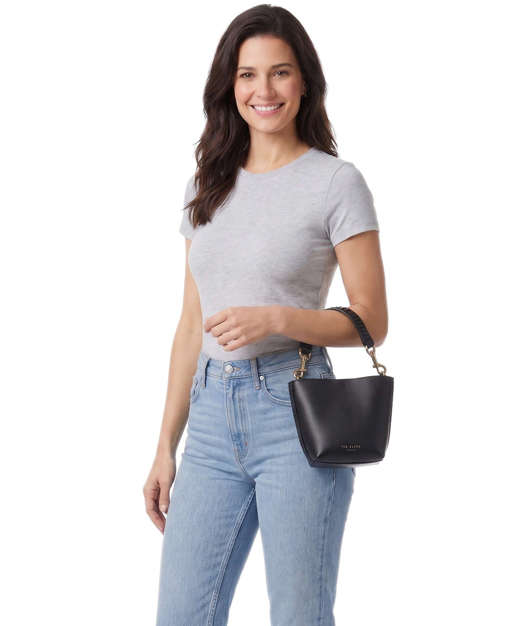 Ted Baker Leolaa Bucket bag black